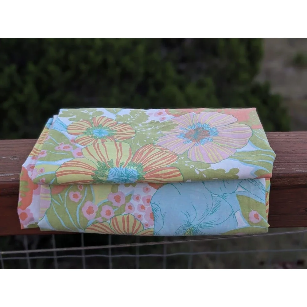 Vintage Springmaid Wondercale Queen Flat sheet 1970s Retro Floral Rajah Garden